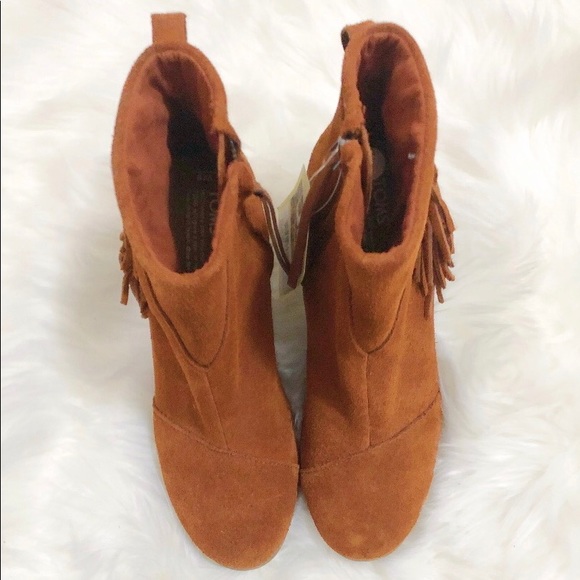 TOMS Lunata Fringe Western Style Boots Booties - Picture 7 of 8